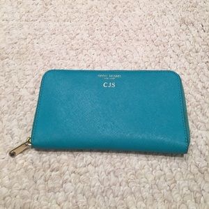 Henri Bendel wallet